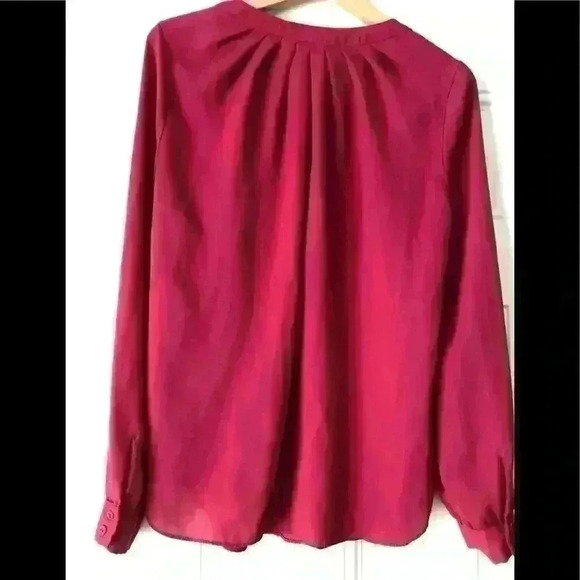 DANIEL Rainn Red Long Sleeve Flowy Blouse - Picture 2 of 4